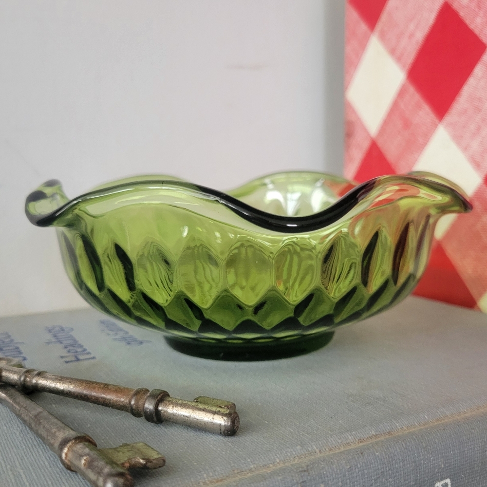 Indiana Glass Green Candy Bowl with Diamond Pattern Design